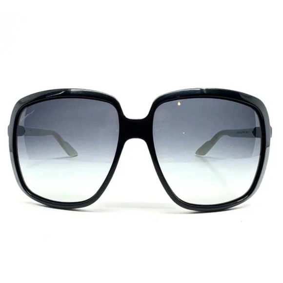 Gucci GG3108/S Striped Logo Sunglasses- red white blue arms main image 7